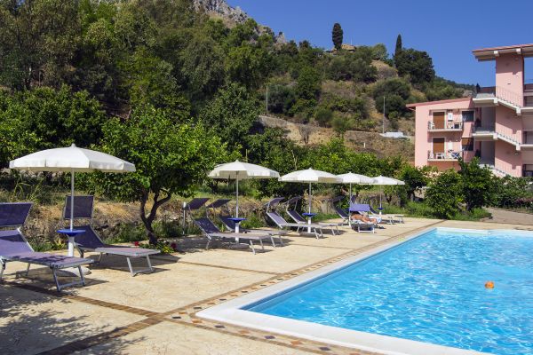 Residence Villa Mare Taormina (Letojanni)